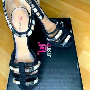 Women’s JustFab sz 8.5
